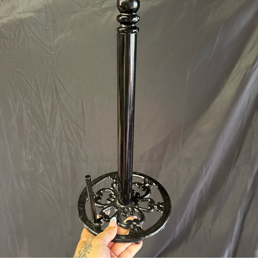 Vtg Floral Paper Towel Holder